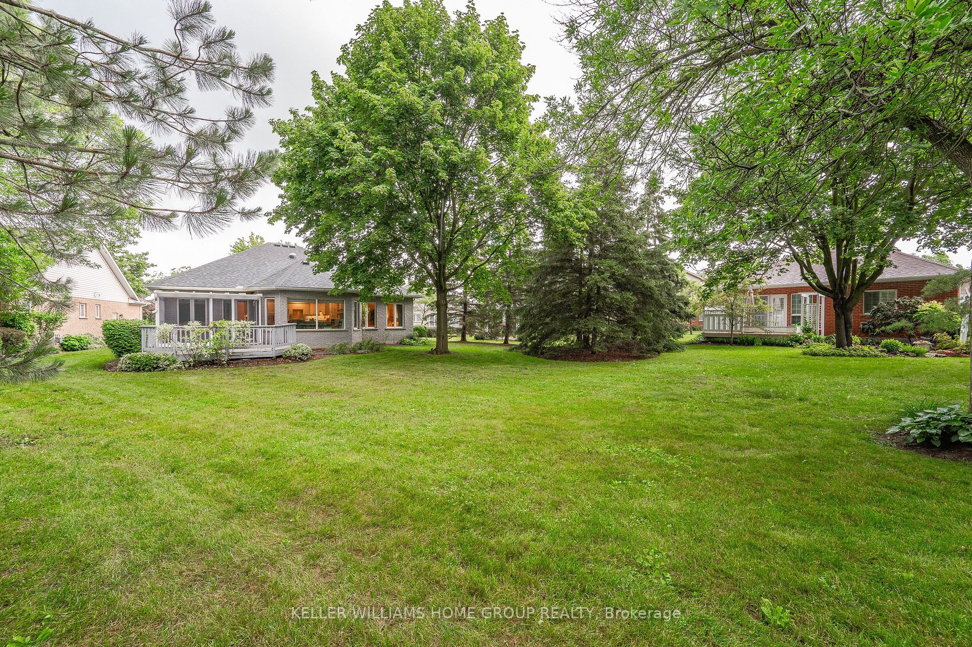 12 Sprucehaven Crt