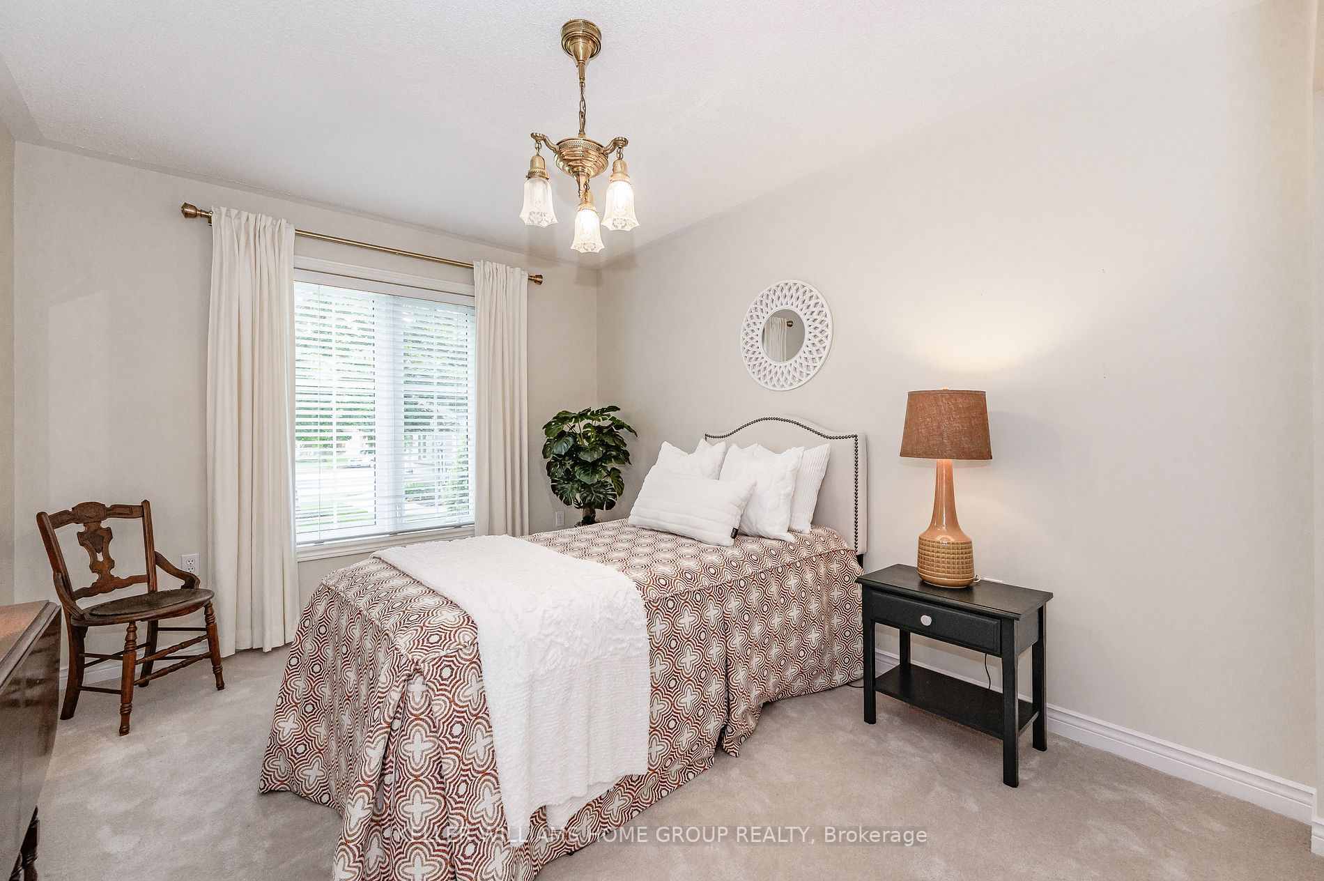 12 Sprucehaven Crt