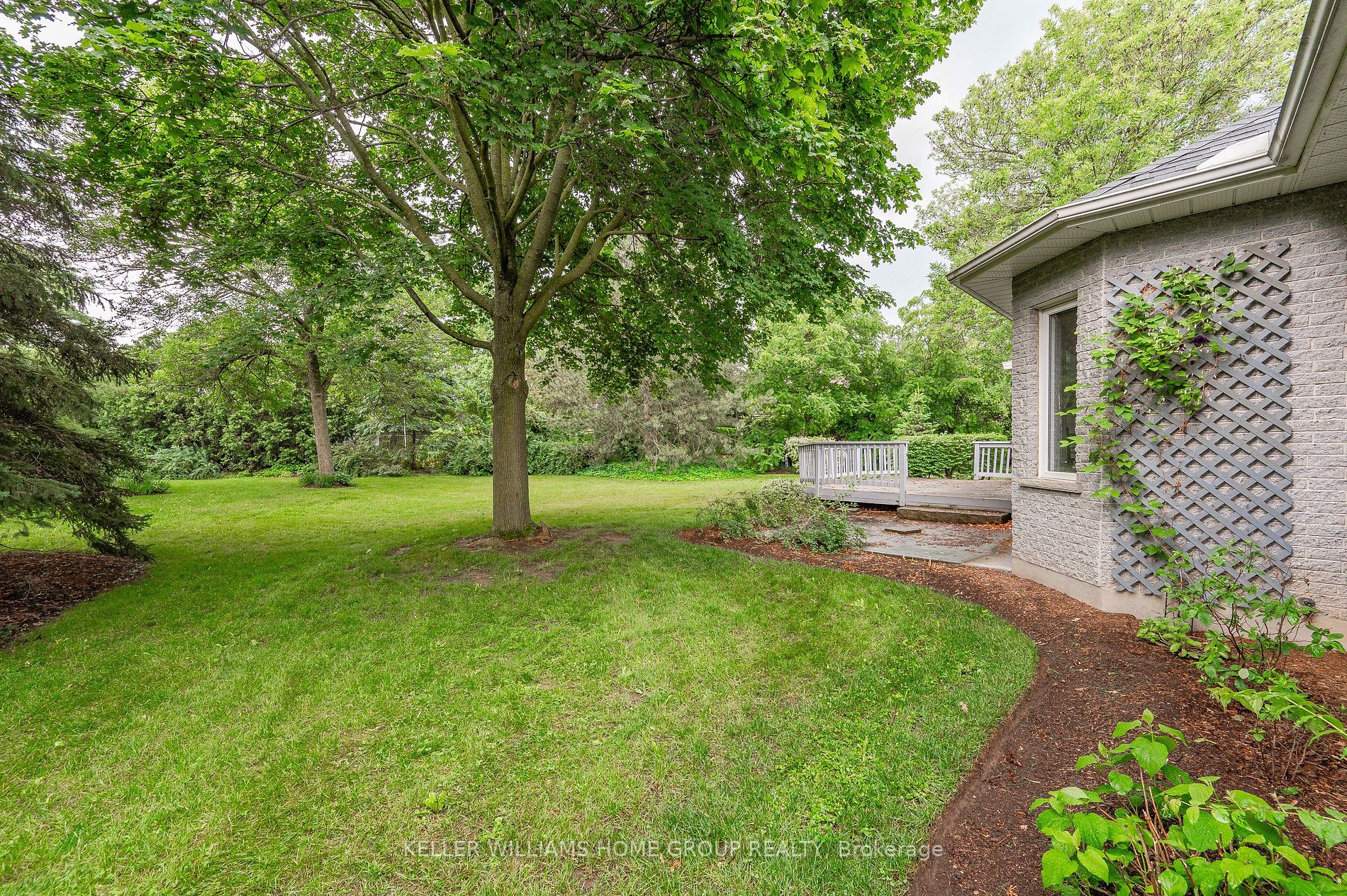 12 Sprucehaven Crt