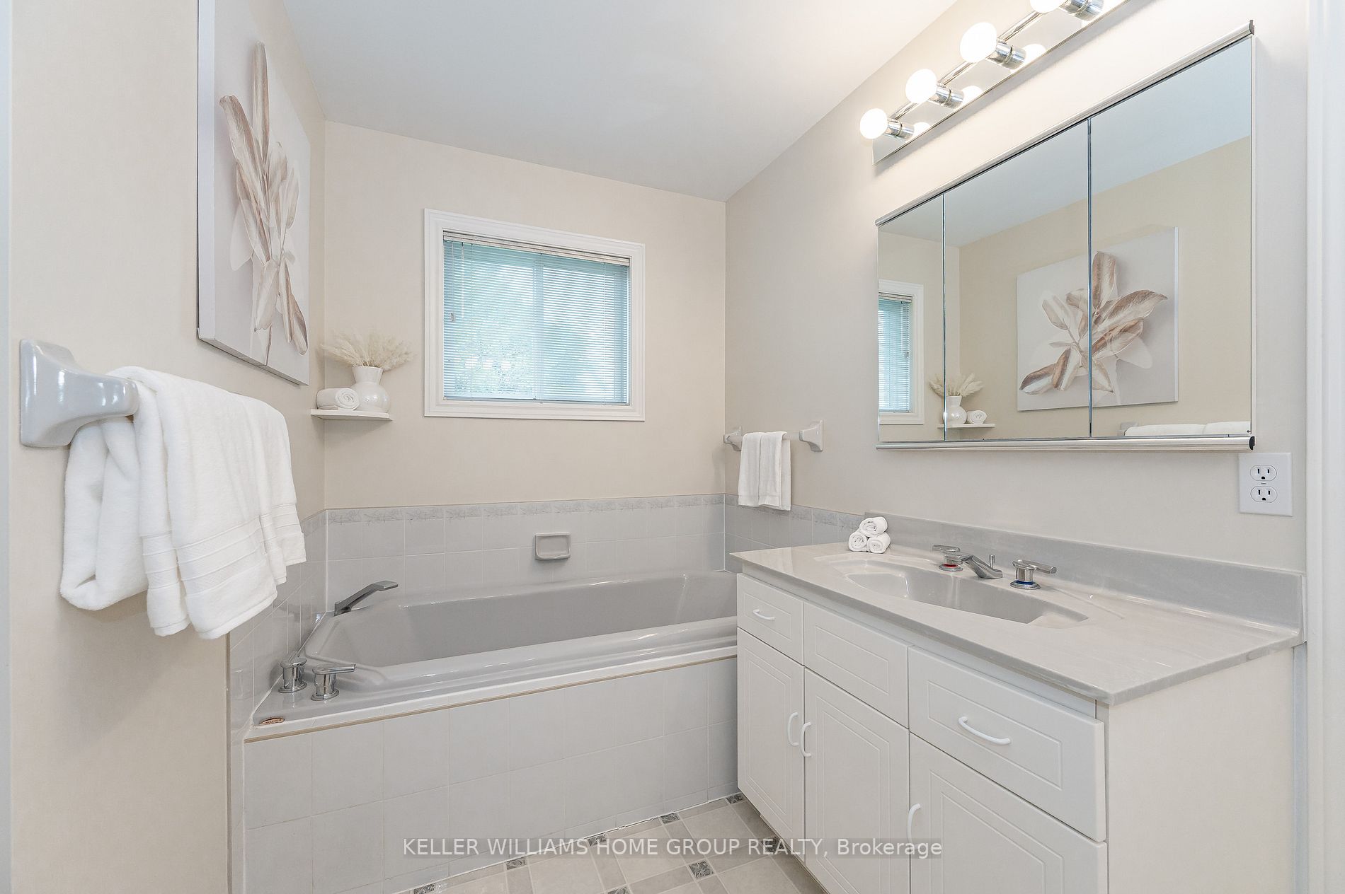 12 Sprucehaven Crt
