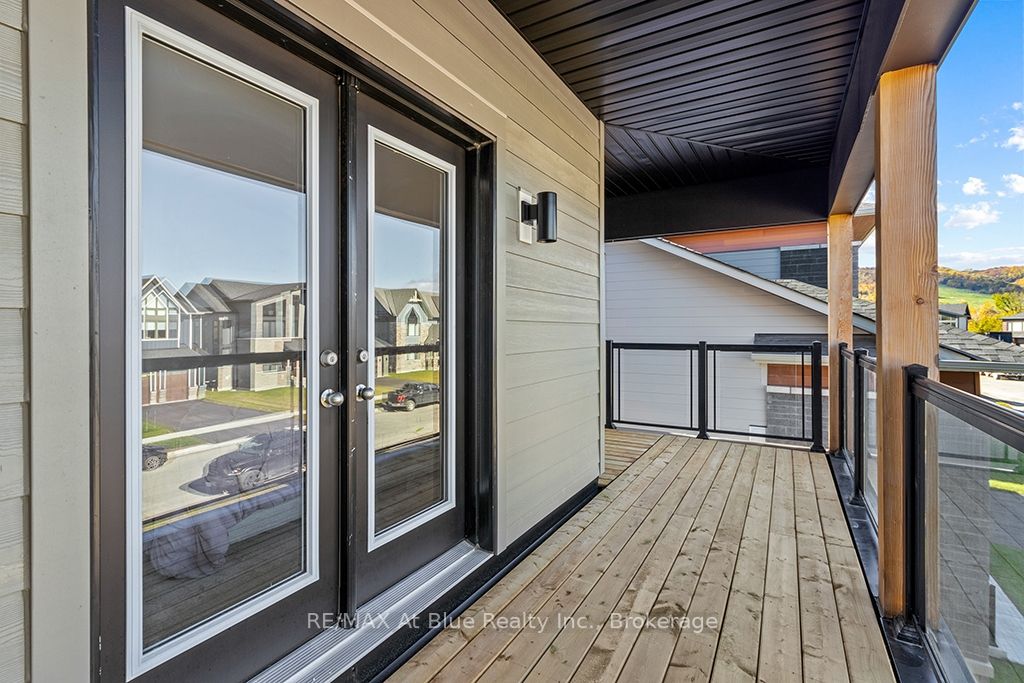 157 Springside Crescent
