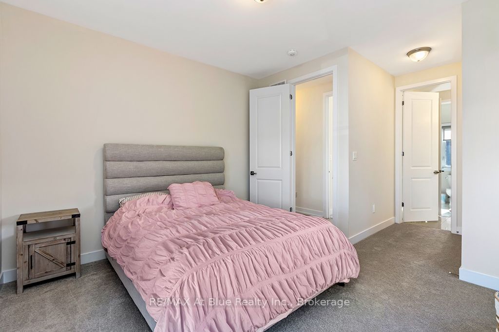 157 Springside Crescent