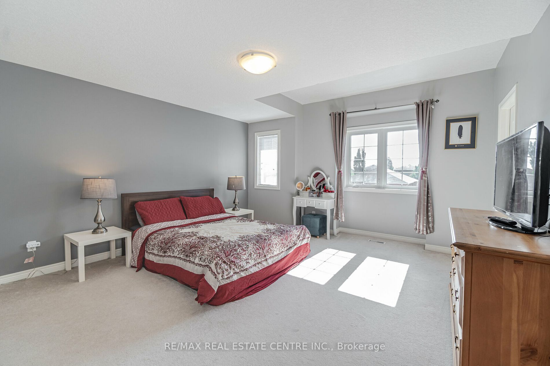76 Bard Blvd