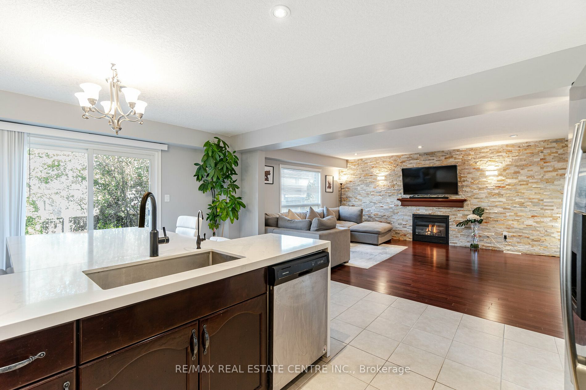76 Bard Blvd