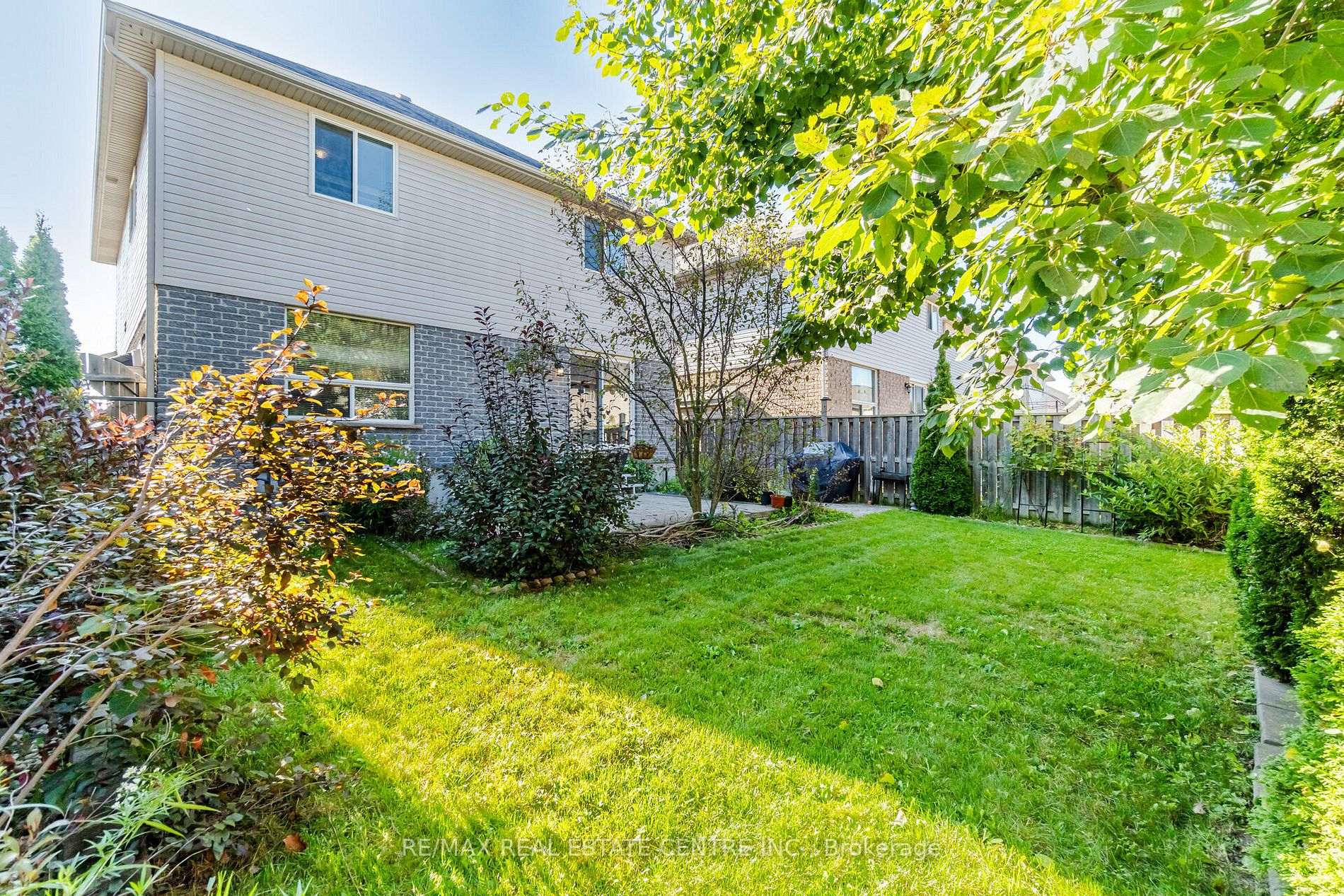 76 Bard Blvd