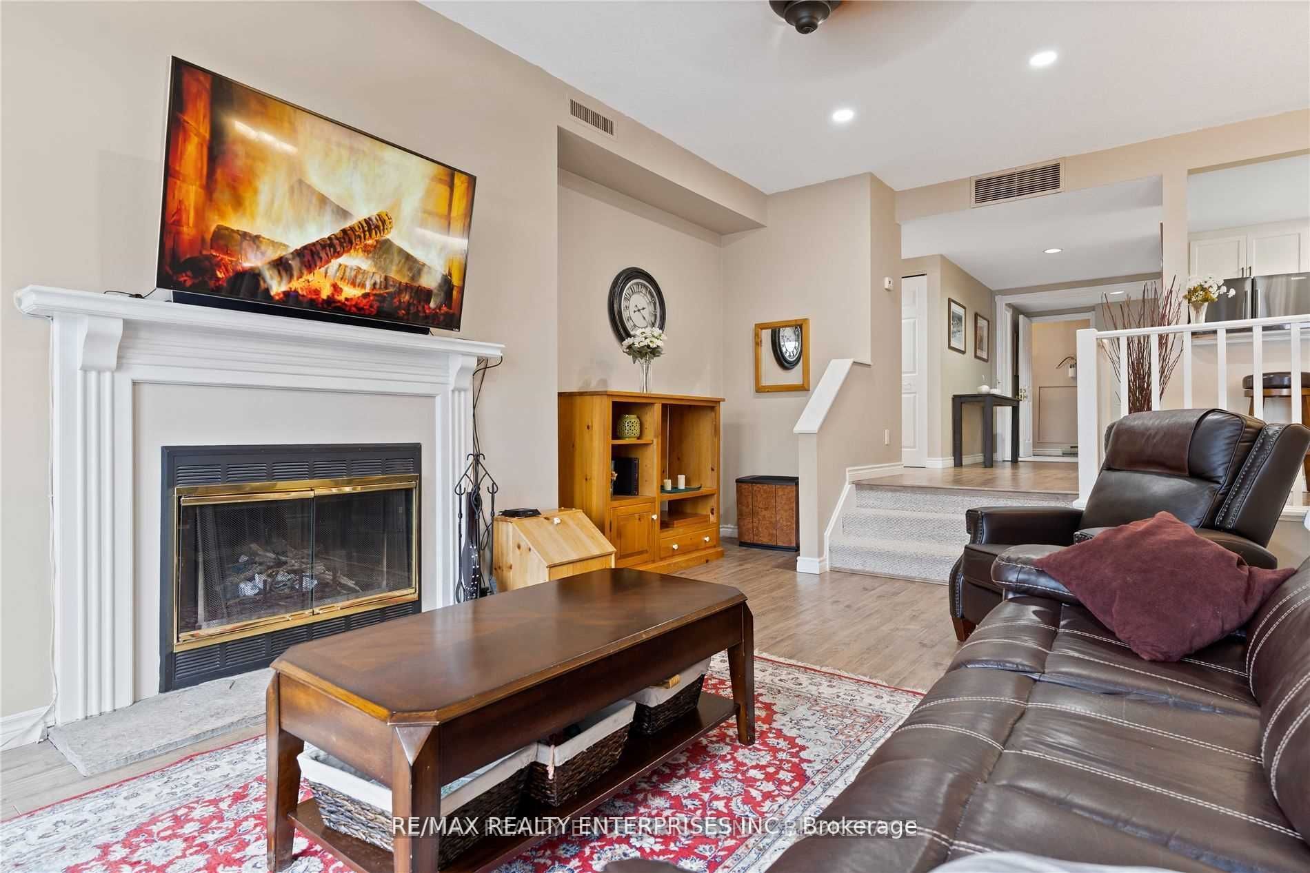 811 Grandview Hilltop Dr, #8