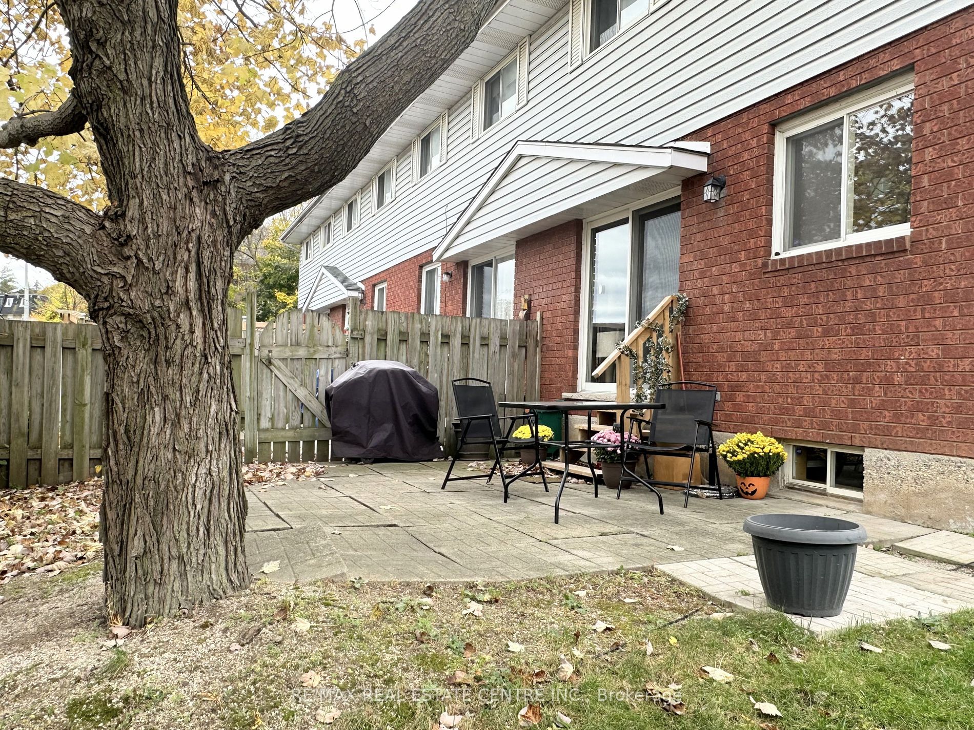 11 Norman Lane, #1