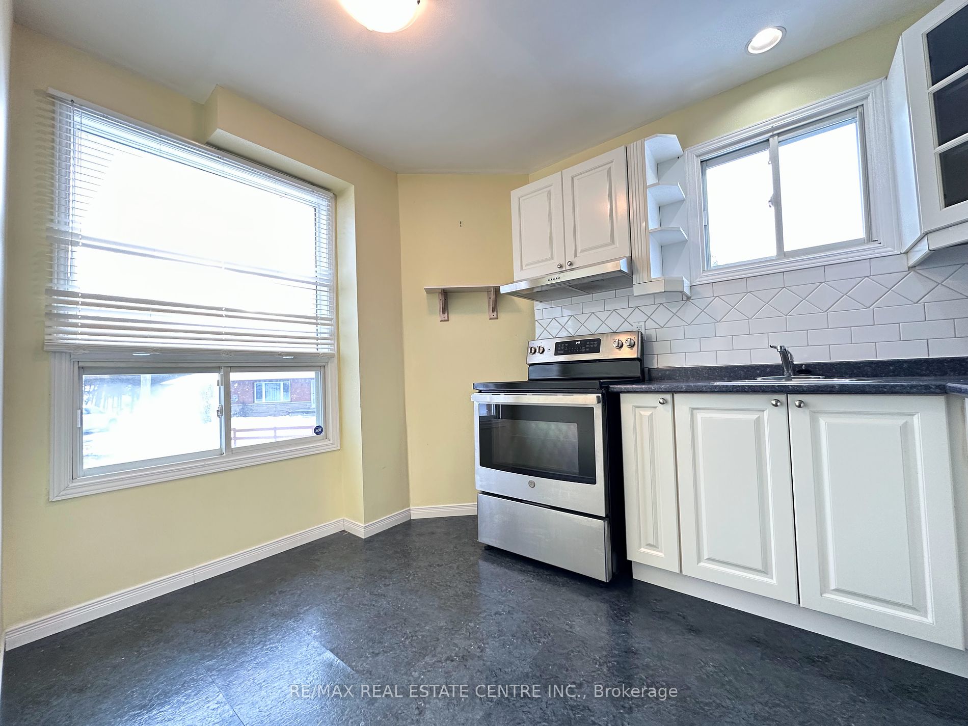 11 Norman Lane, #1
