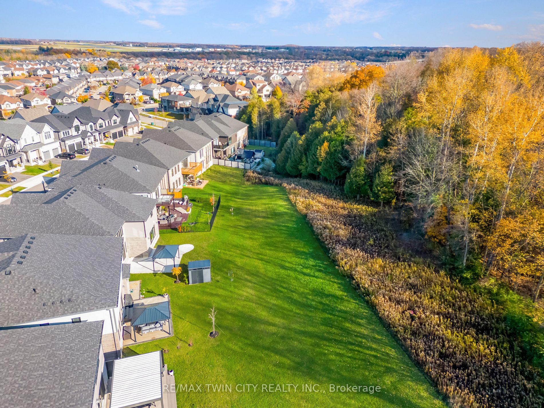 537 Bridgemill Cres