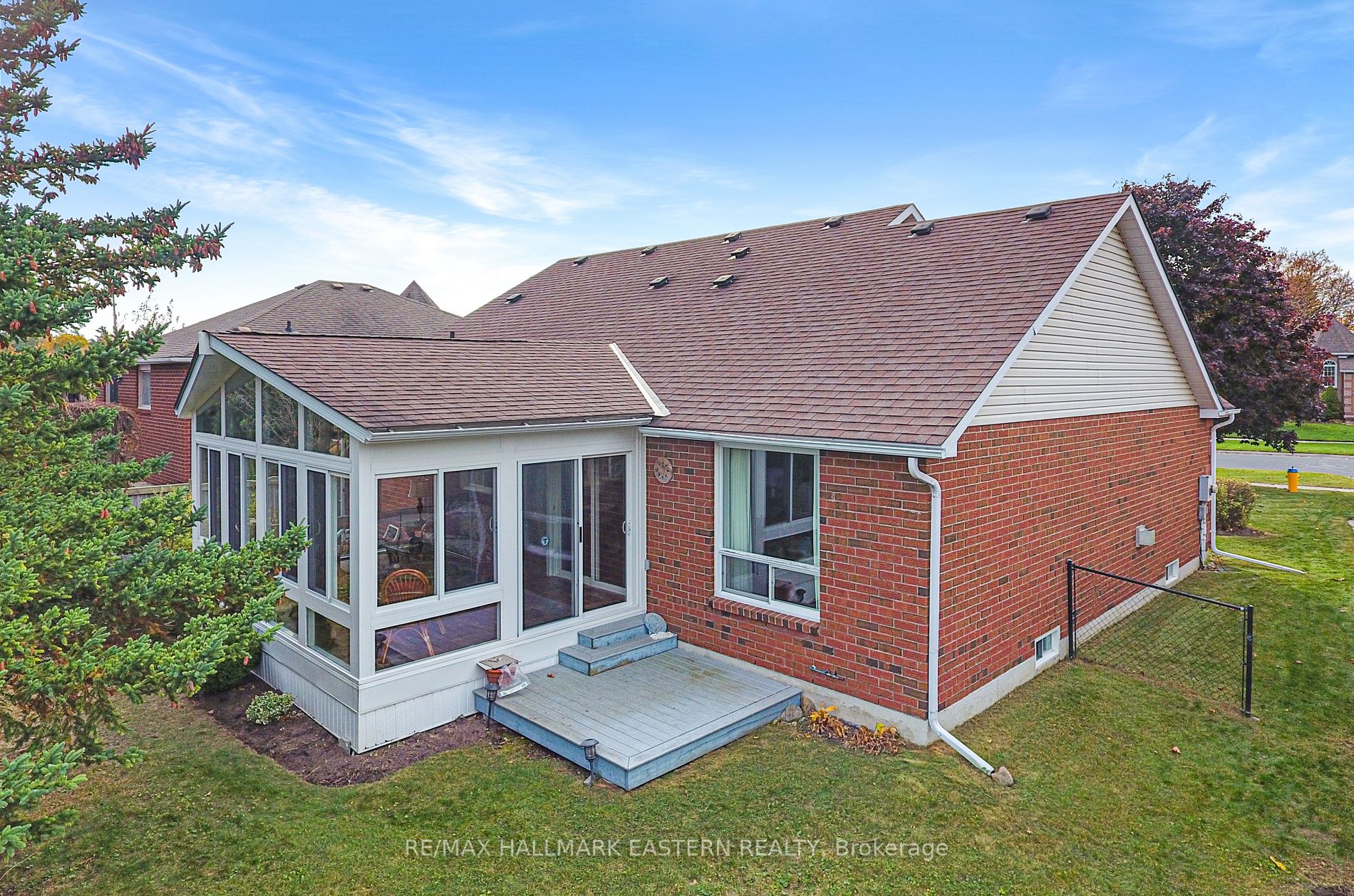 1518 Ravenwood Dr