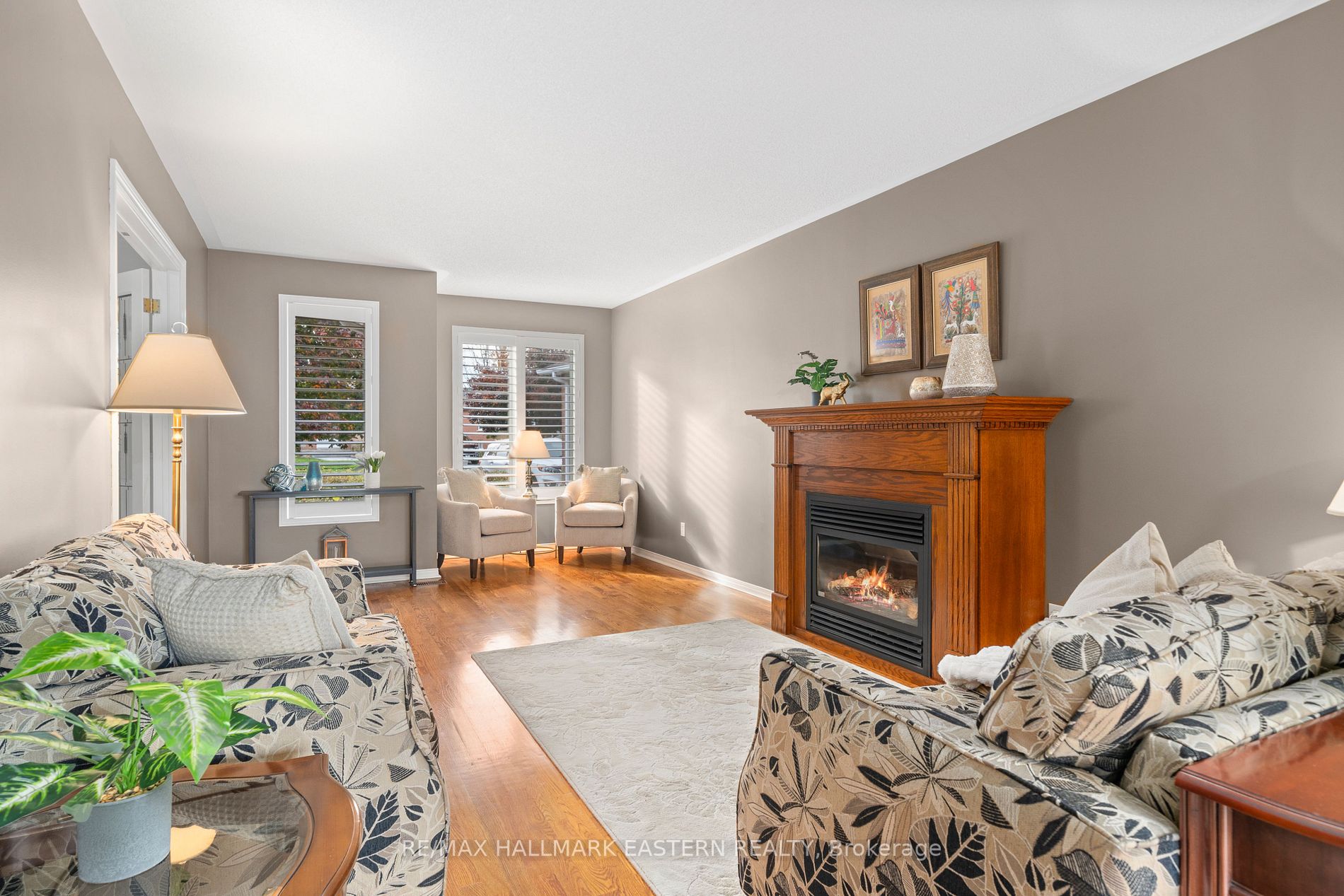 1518 Ravenwood Dr