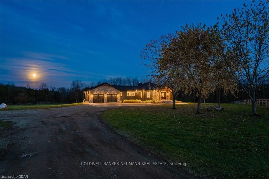 6085 6th Line, #6085