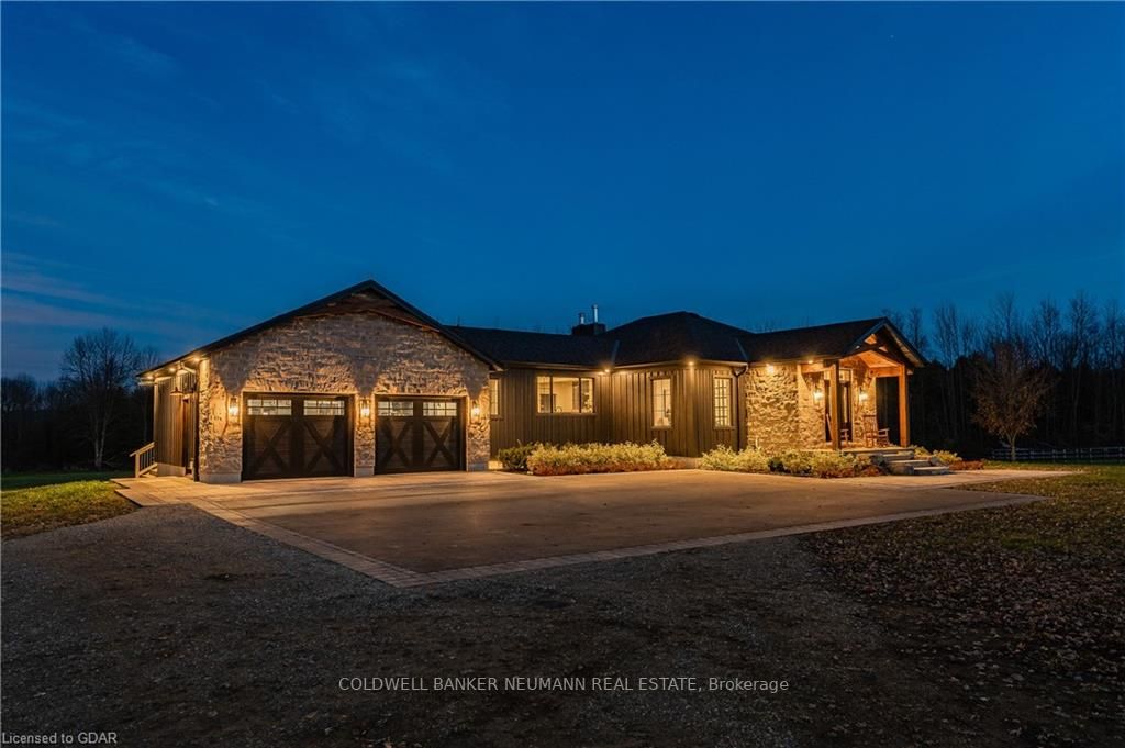 6085 6th Line, #6085