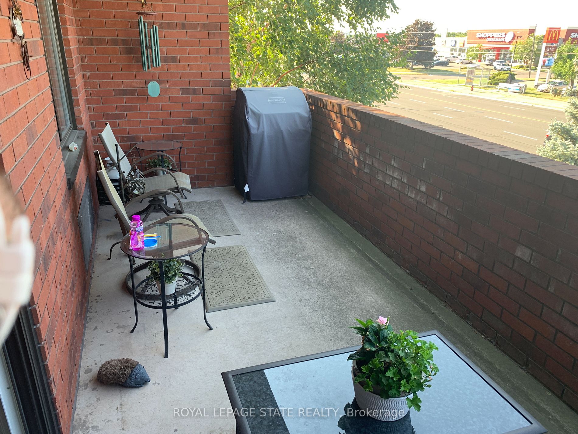 386 Highway #8, #202