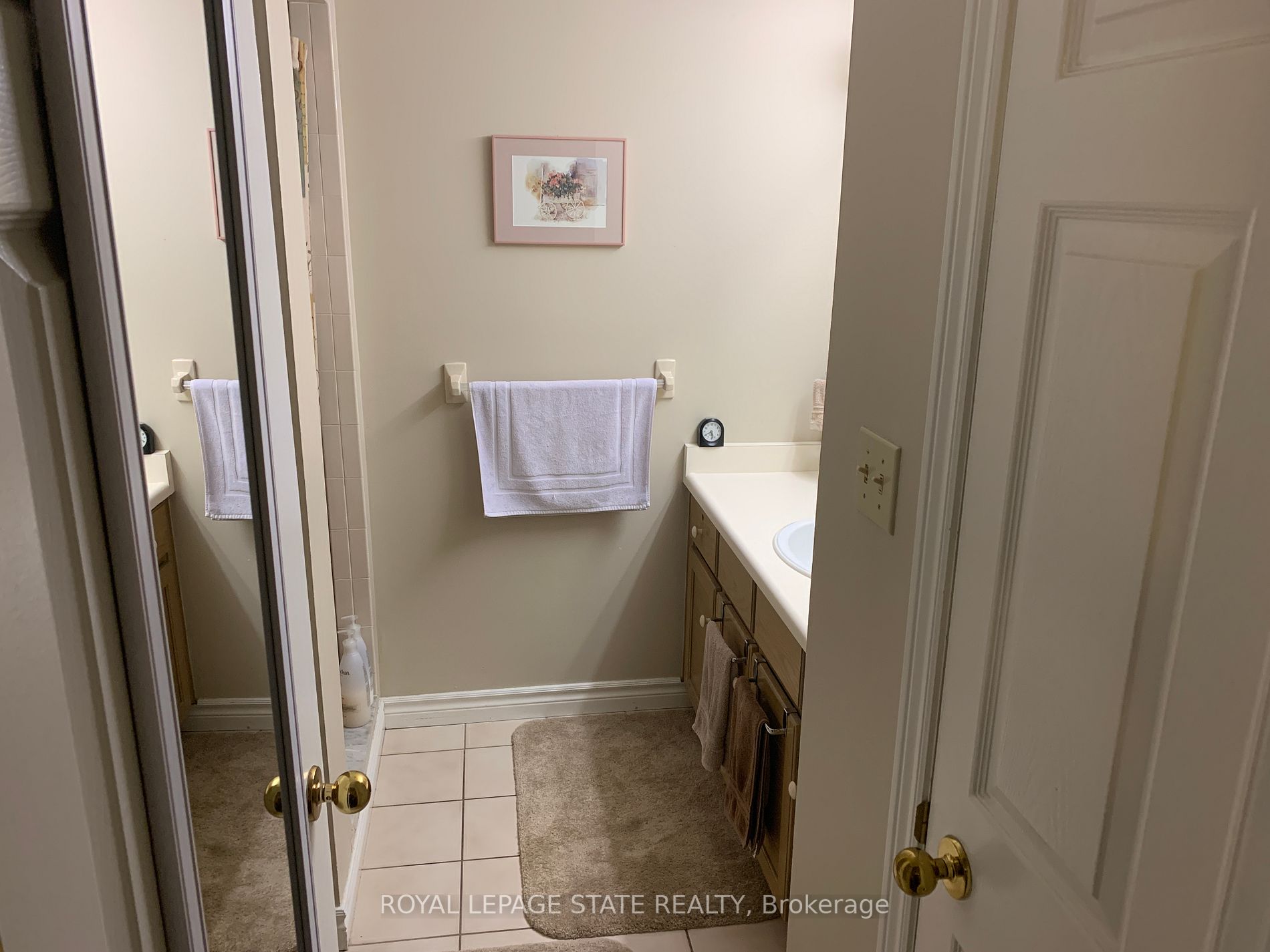 386 Highway #8, #202