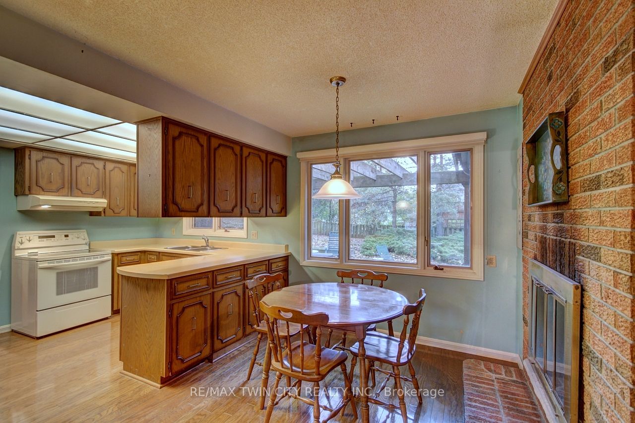 127 Briarcliffe Cres