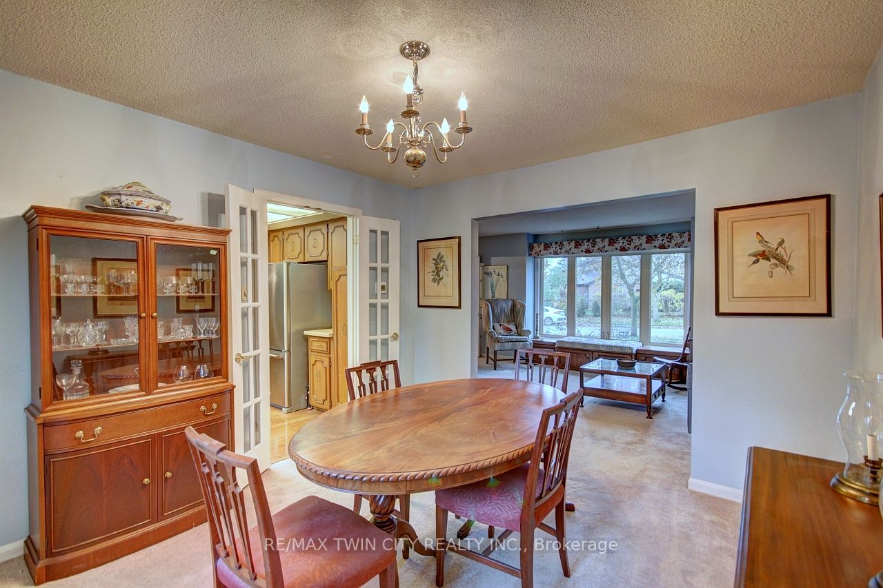 127 Briarcliffe Cres
