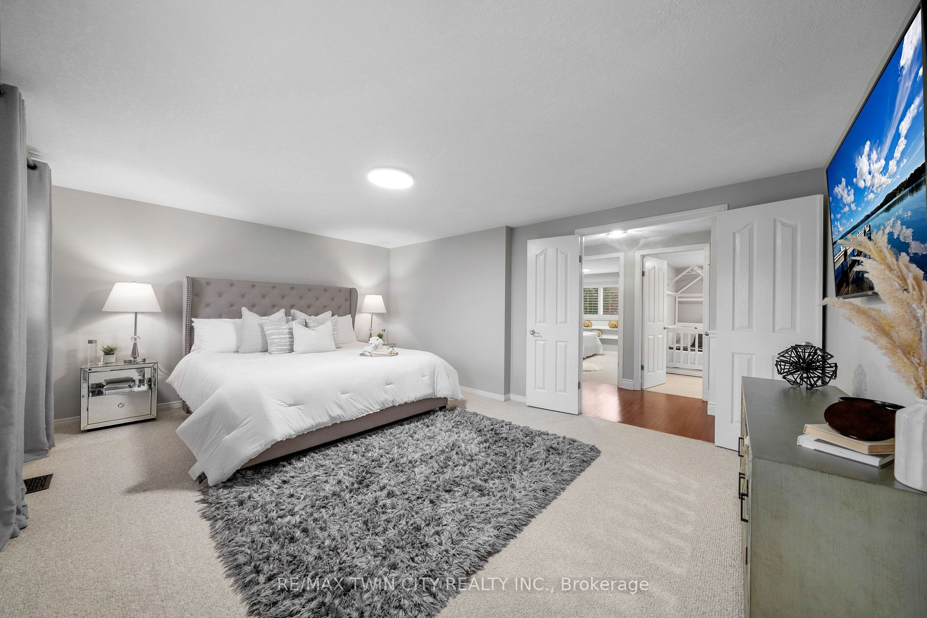 274 Huck Crescent