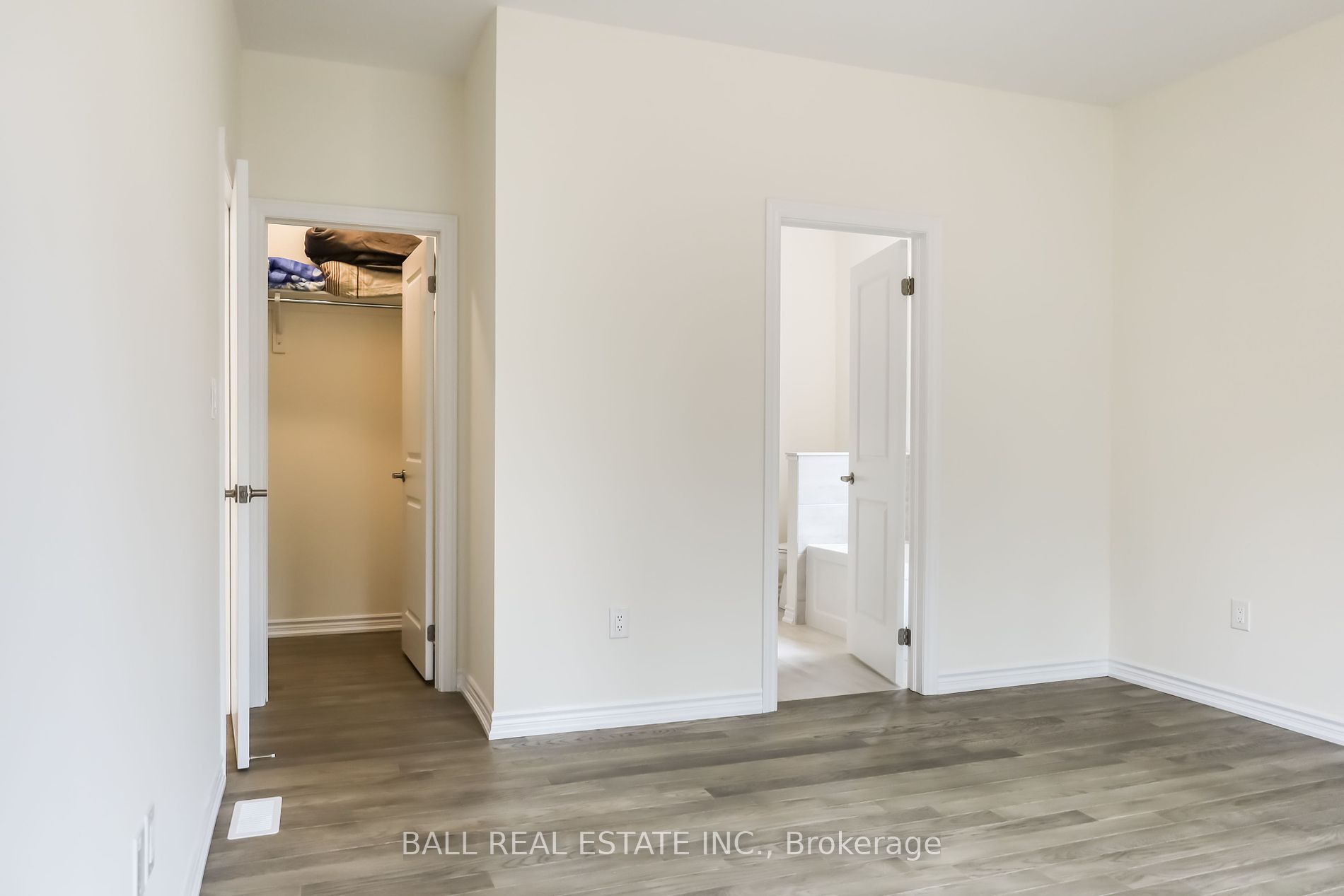 31 Hillcroft Way