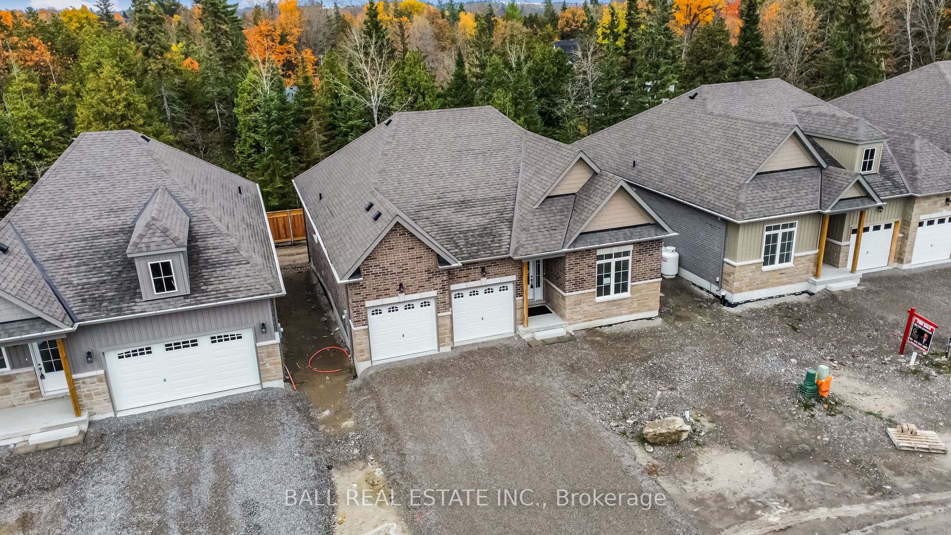 31 Hillcroft Way