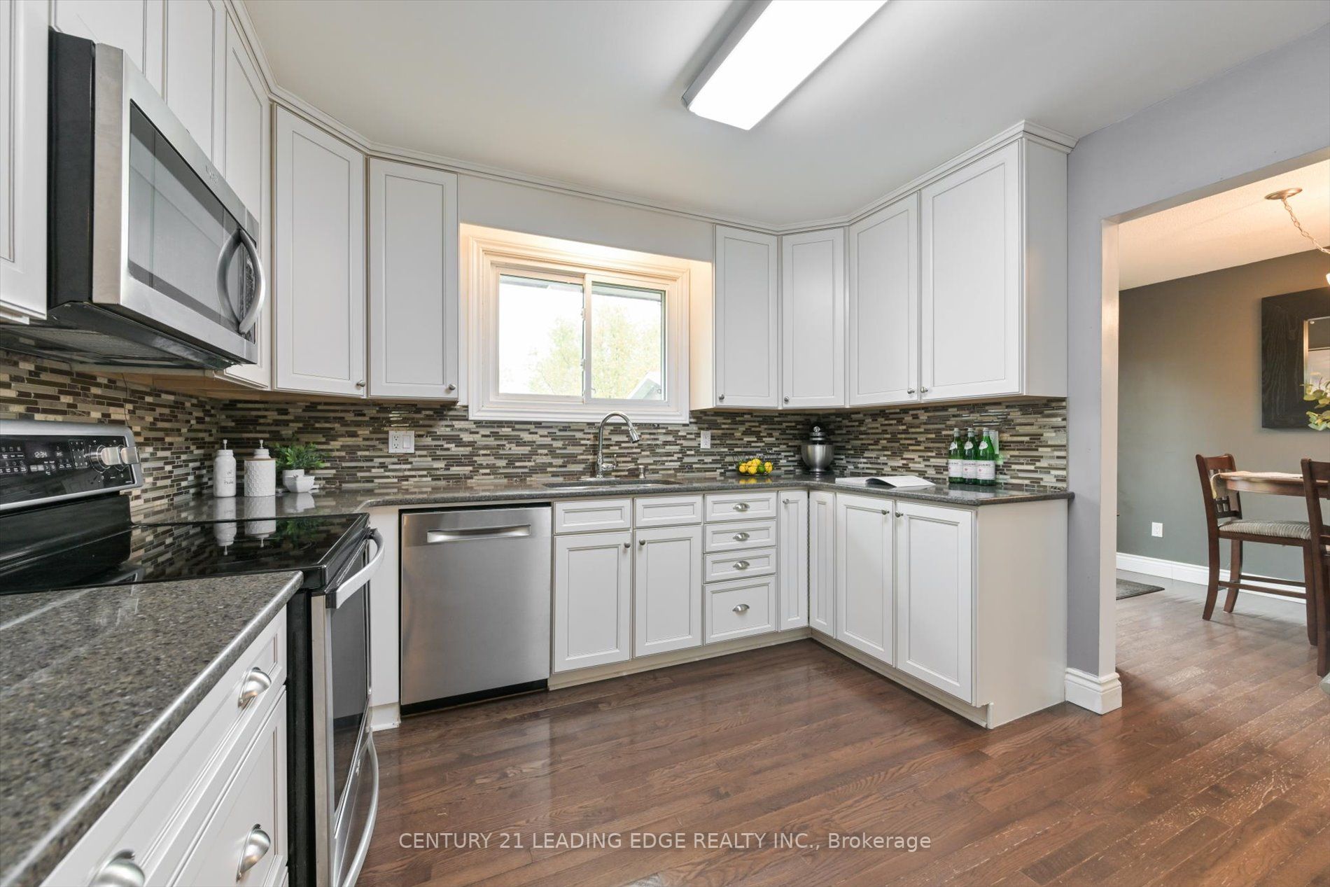29 Janet Dr