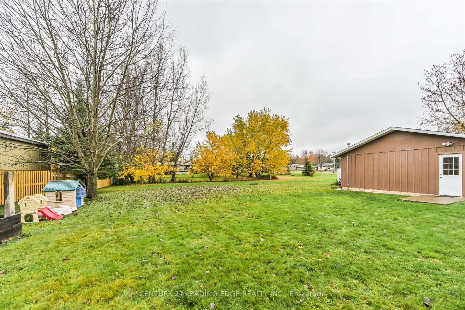 29 Janet Dr