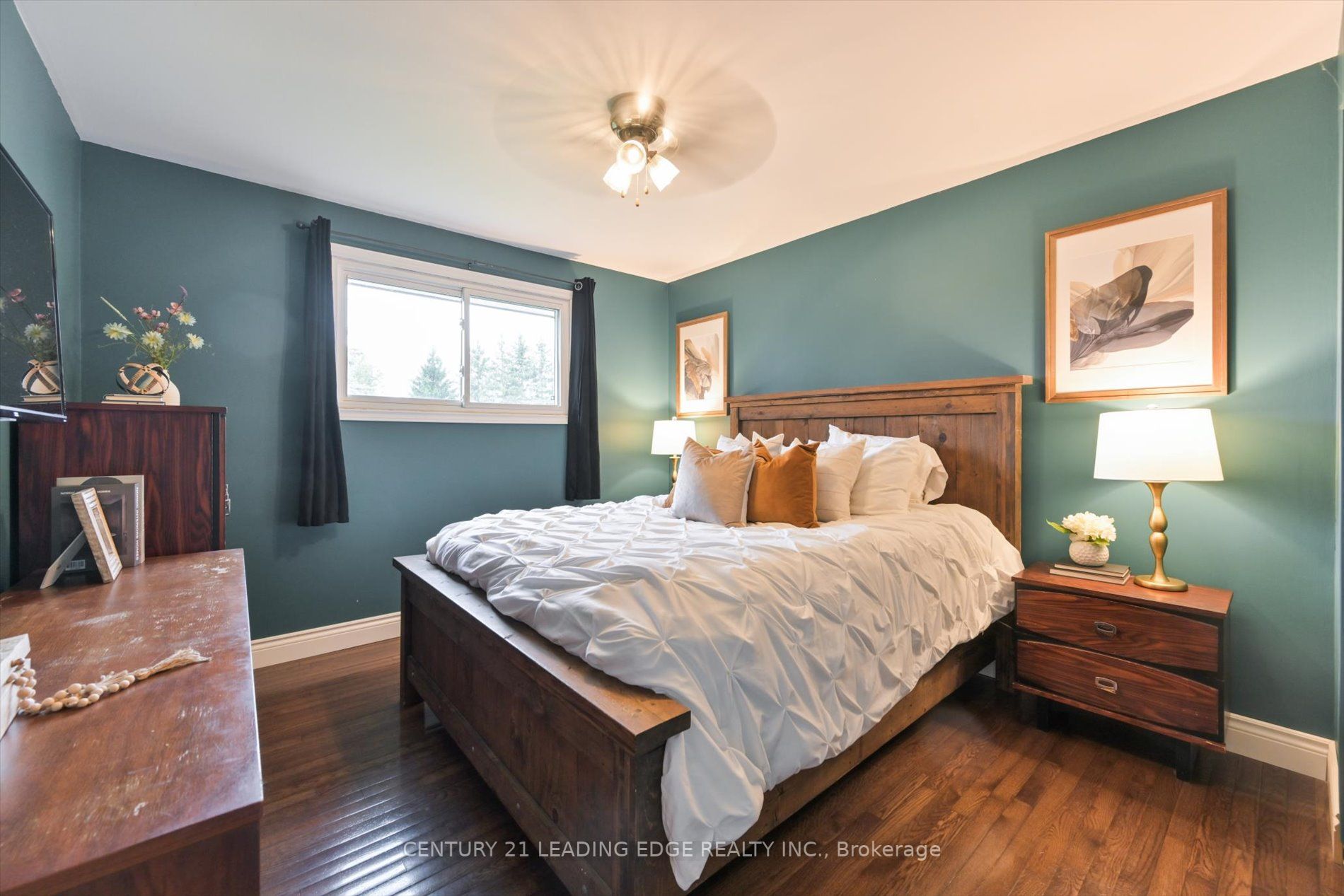 29 Janet Dr