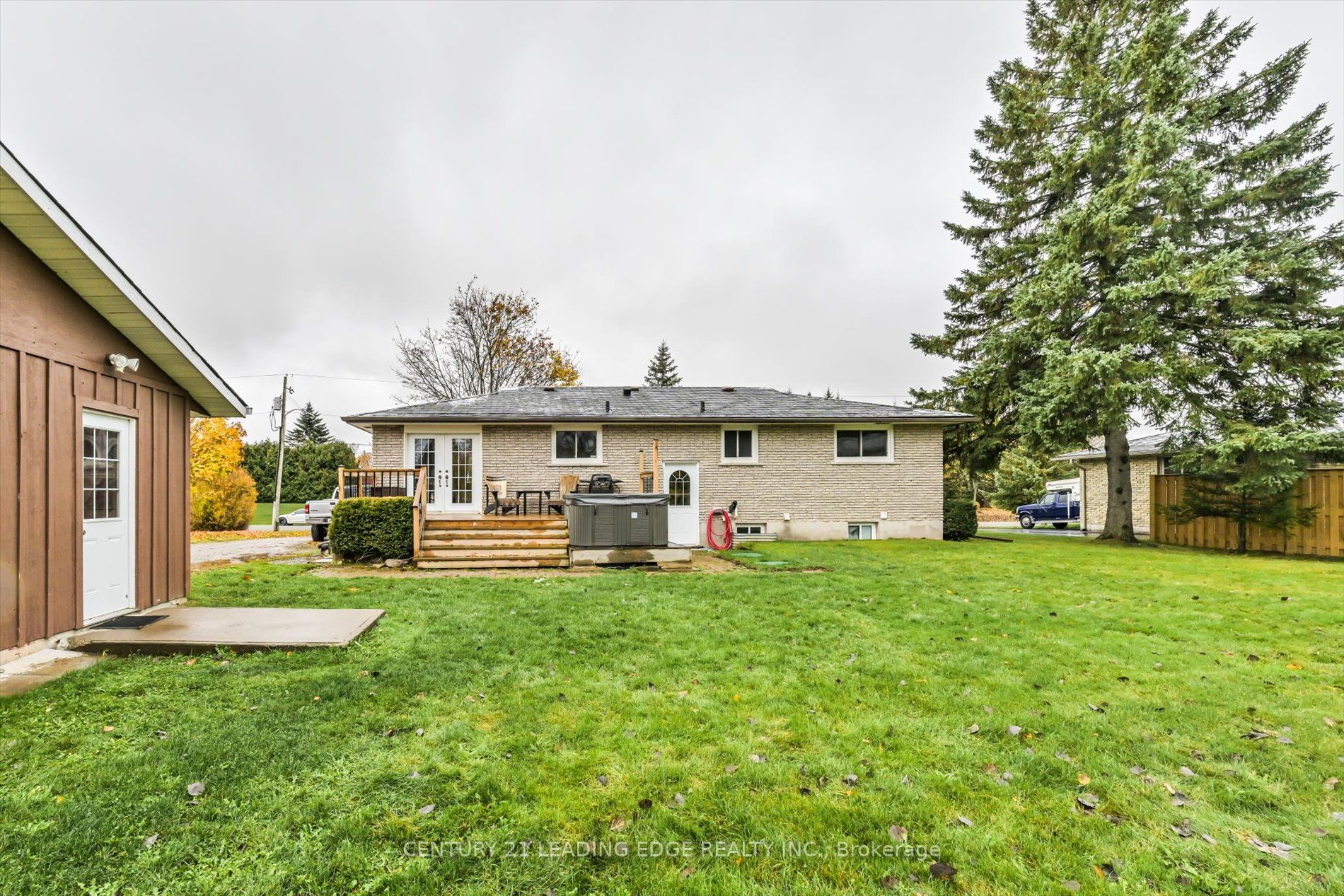 29 Janet Dr