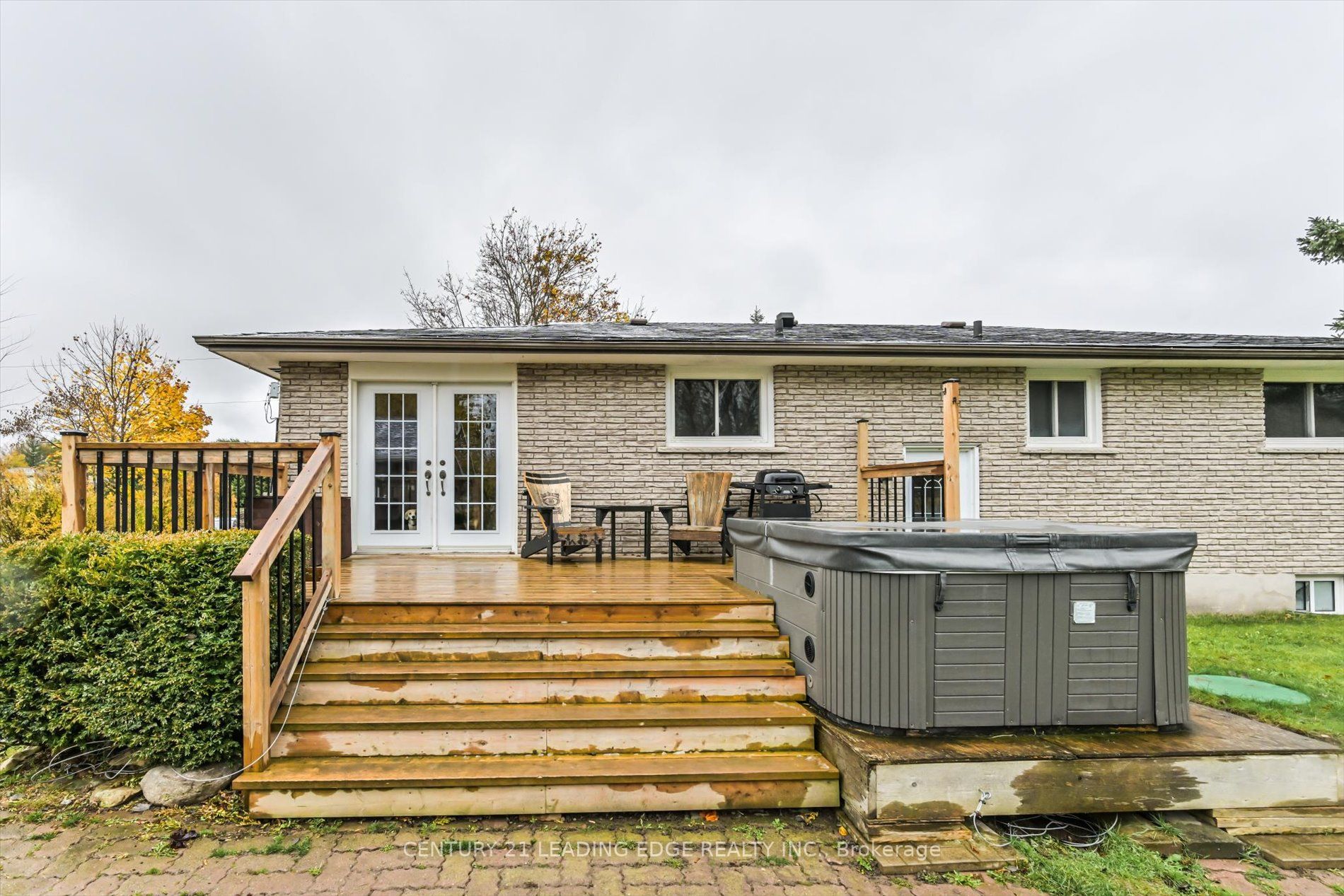 29 Janet Dr
