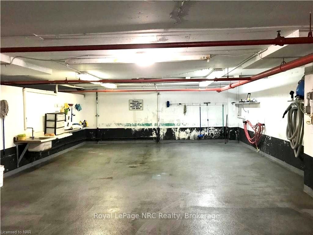 7 Gale Cres, #902