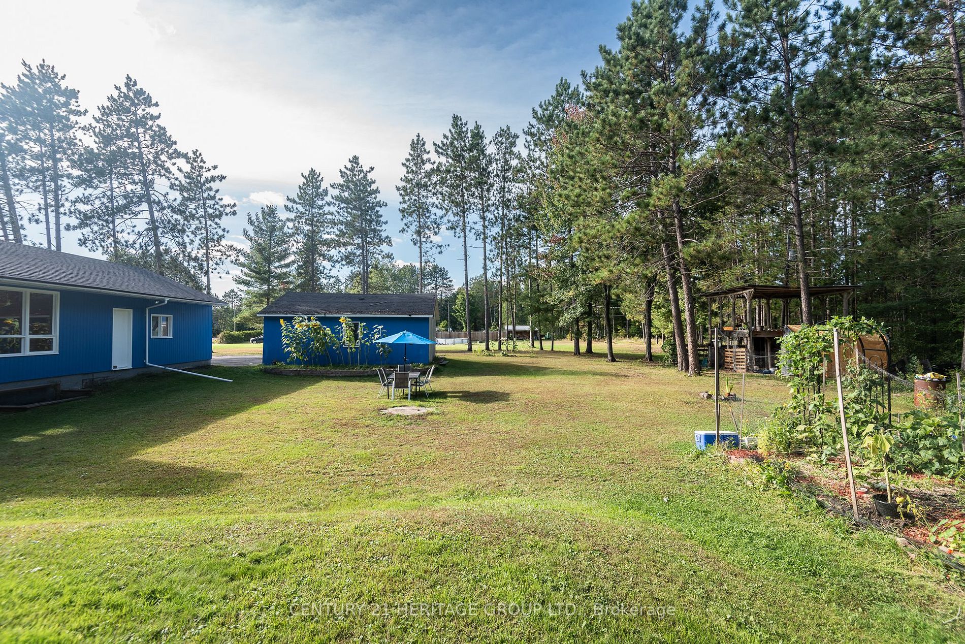 33712 Highway 17 W