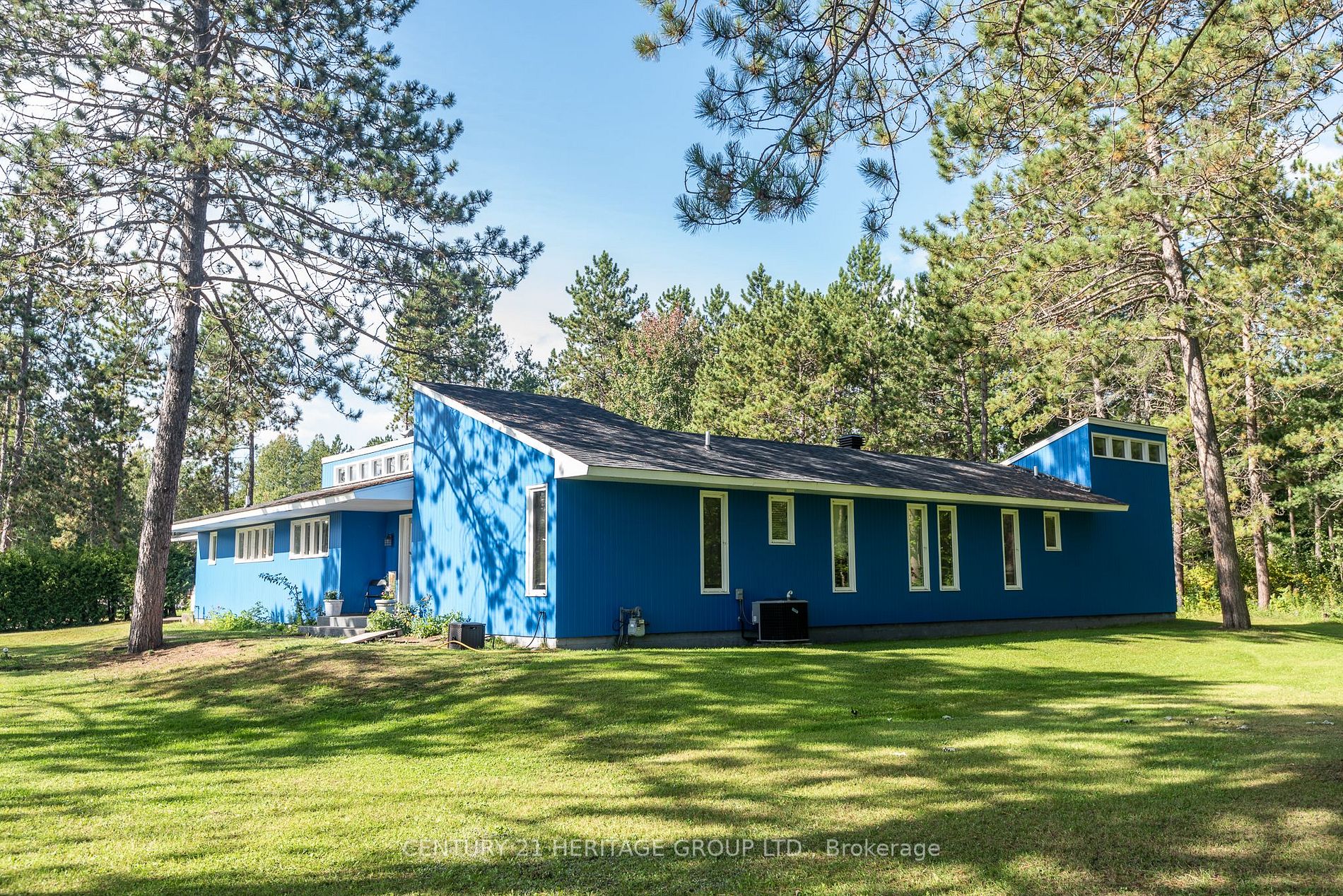 33712 Highway 17 W