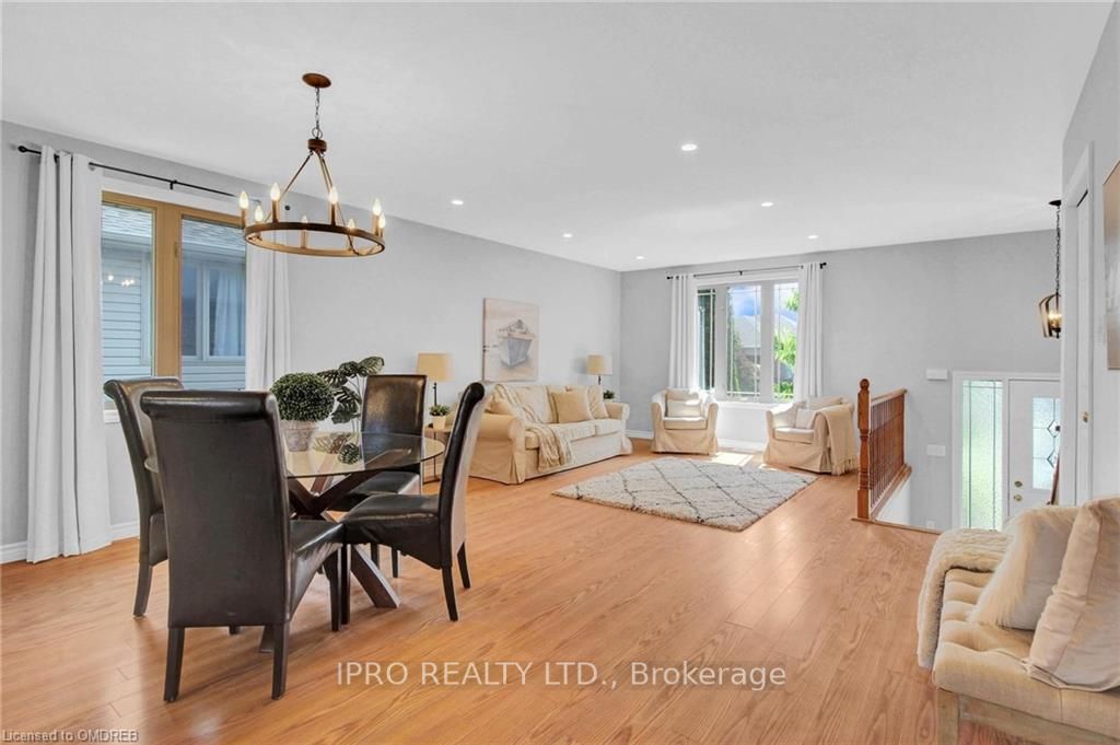 33 Osborn Ave