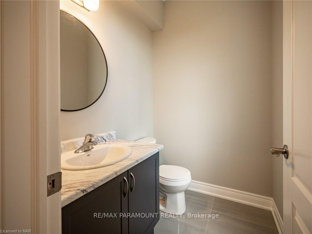 18 Corbin St, #17