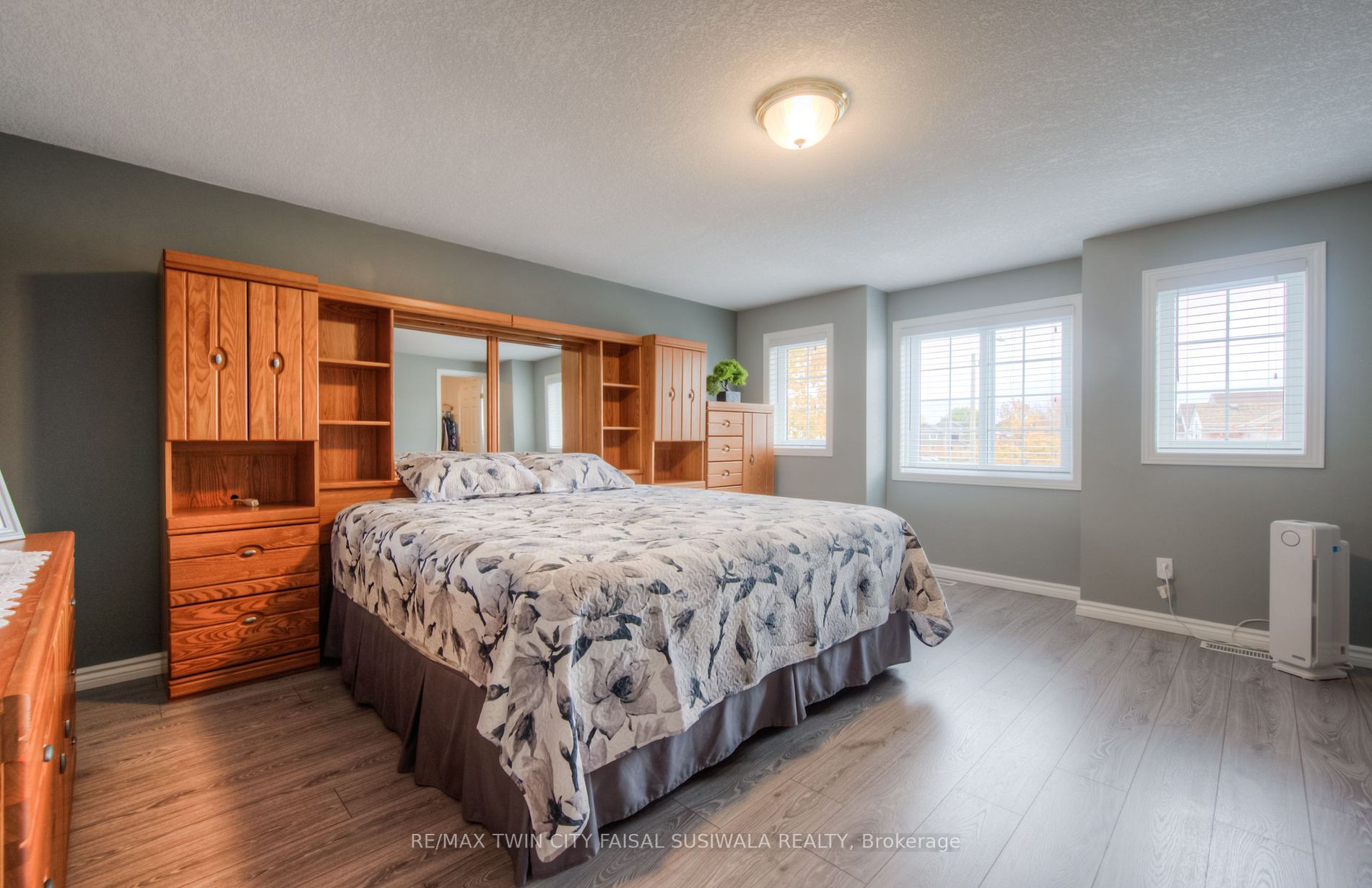 60 Marston Cres