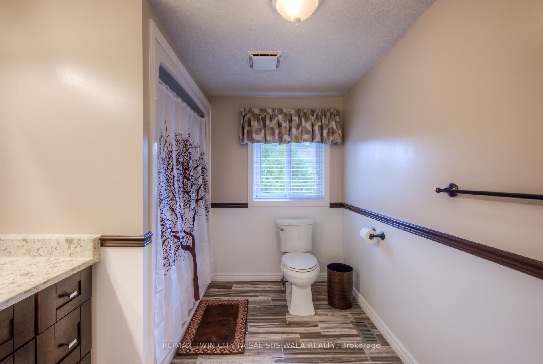 60 Marston Cres