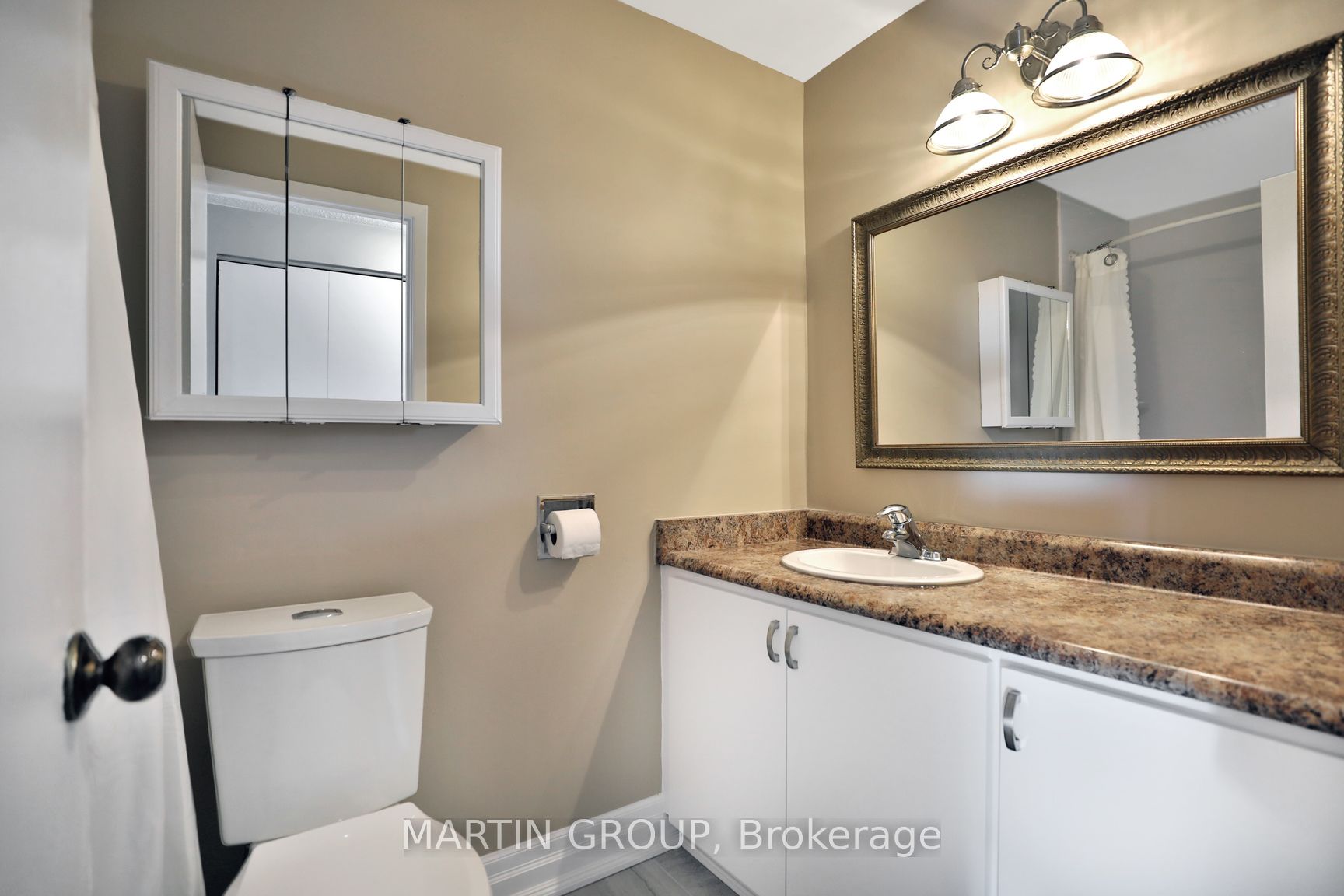 135 Aylmer Cres