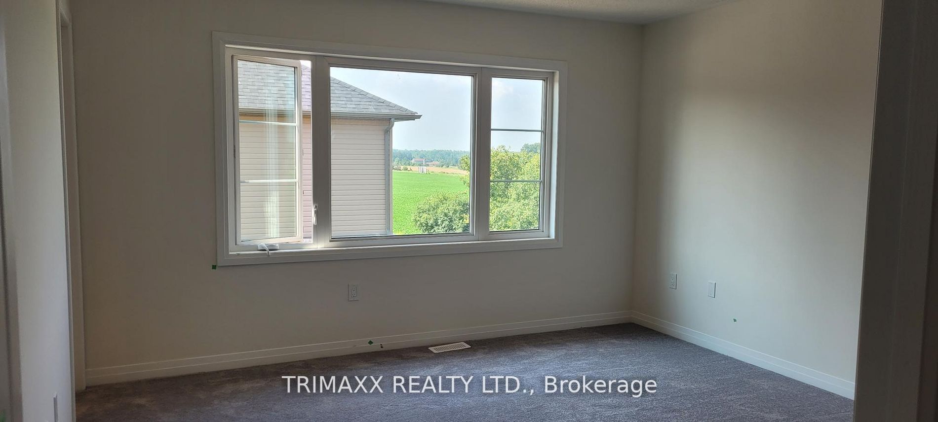 10 Freedom Cres, #4