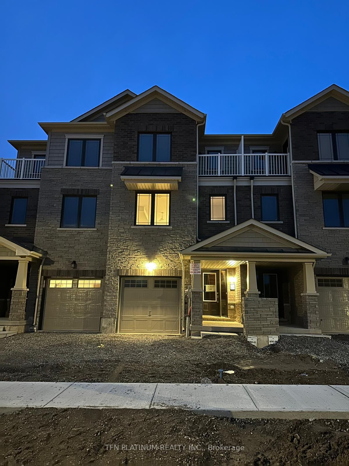 21 Baskett St