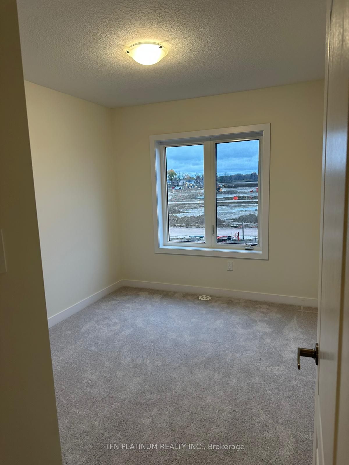 21 Baskett St