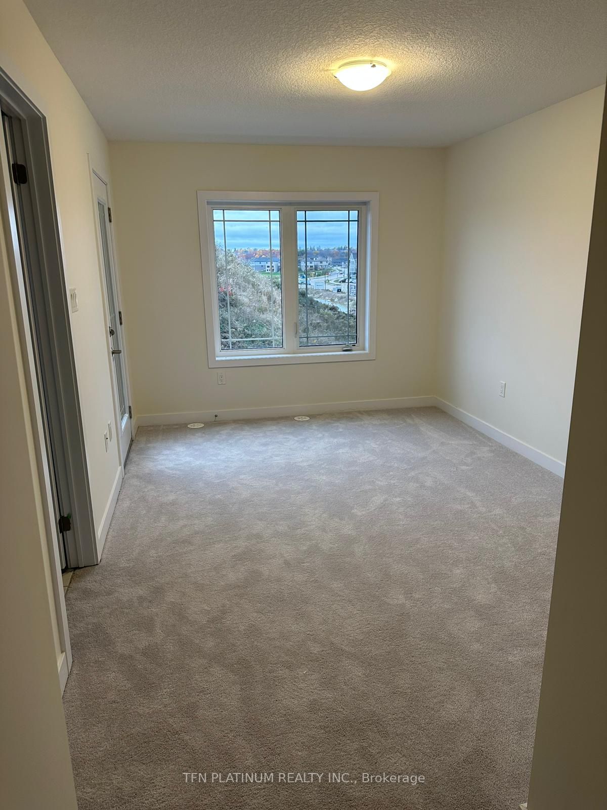21 Baskett St