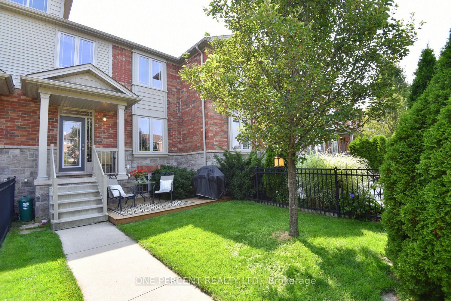 6 Chestnut Dr, #4