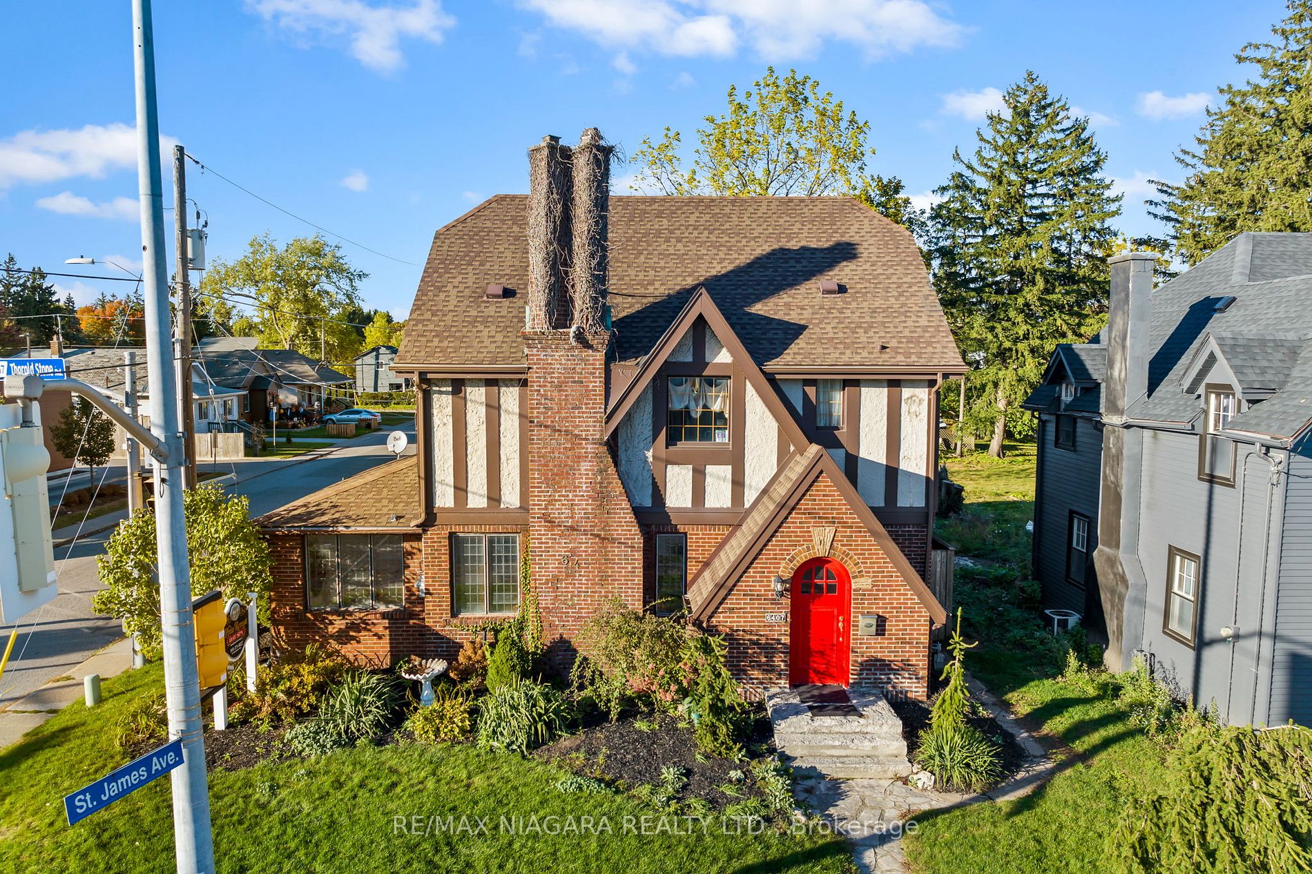 6407 Thorold Stone Rd