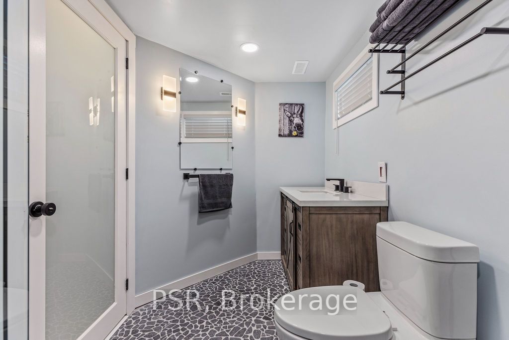 39 Castlefield Dr