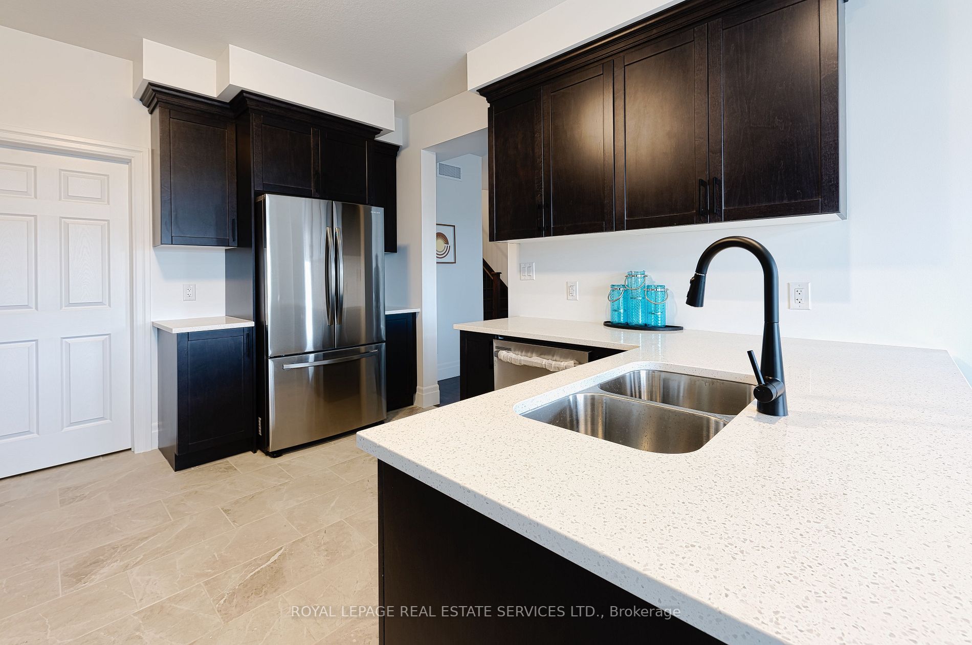 300 Freure Dr