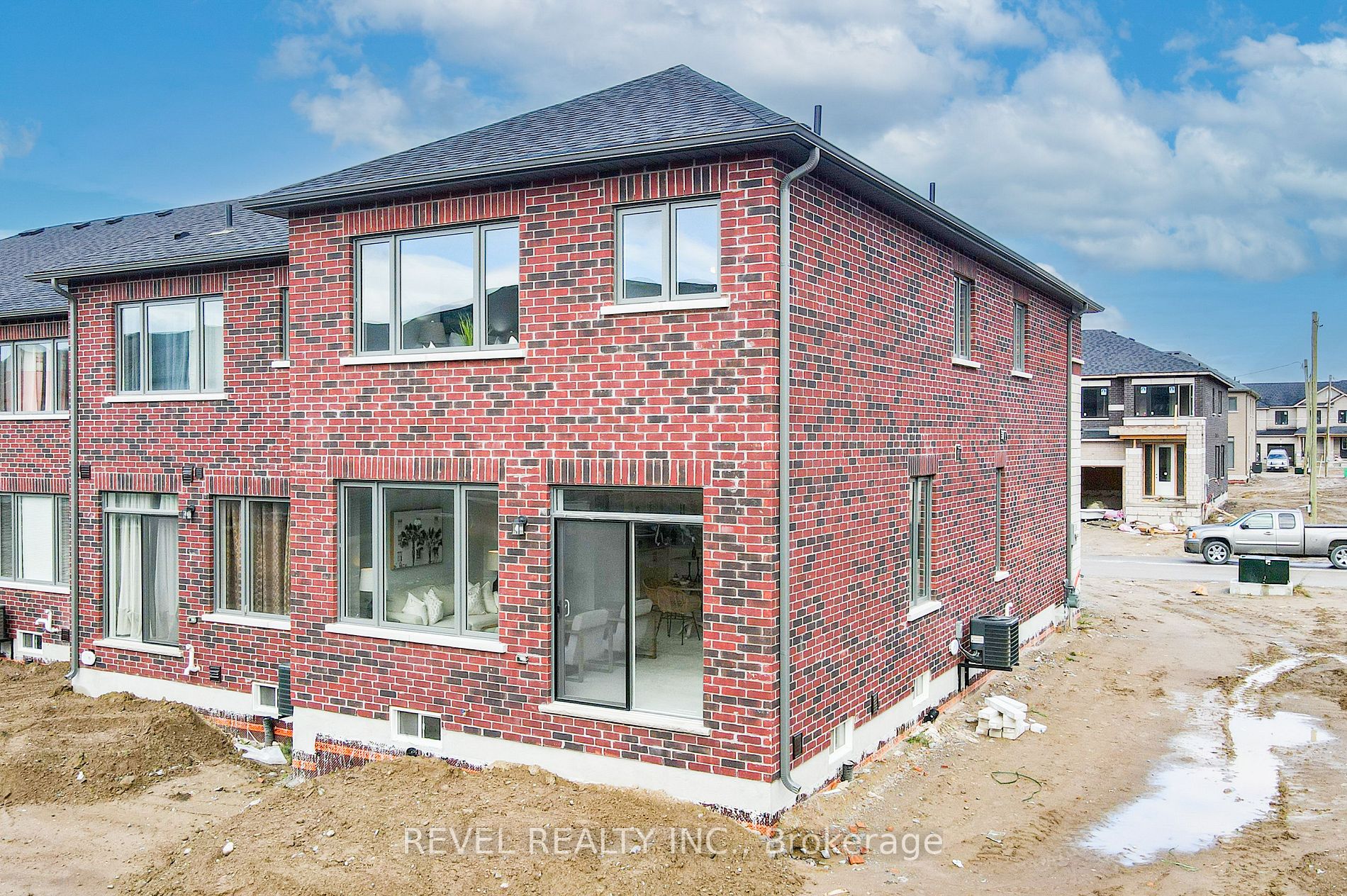 45 Keenan St