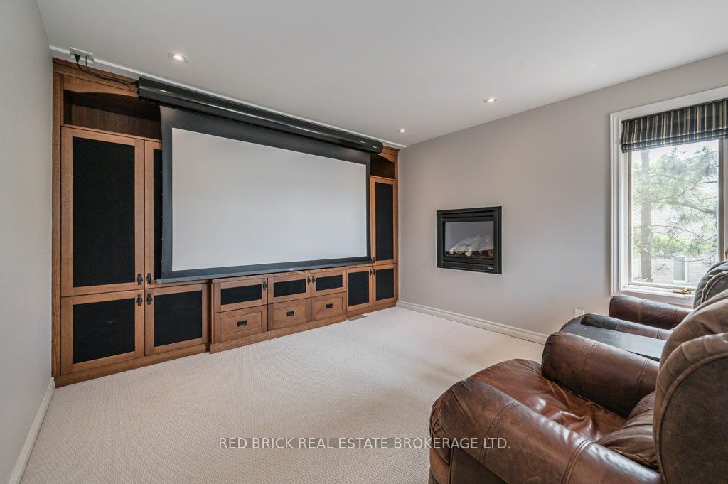 76 Grand Hill Drive