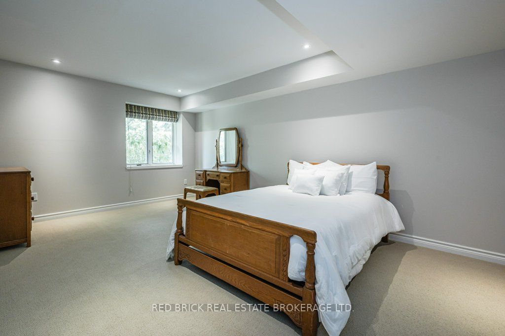 76 Grand Hill Drive