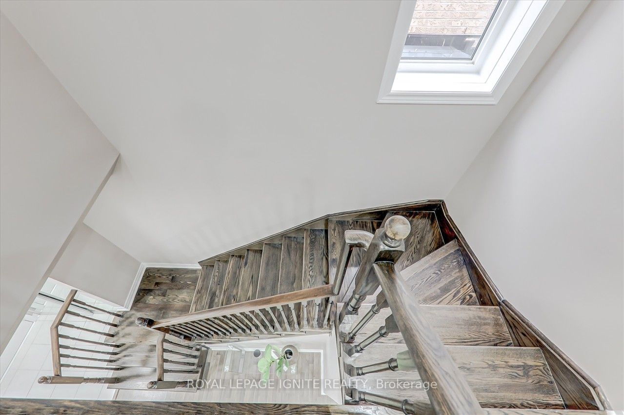 33 Robbins Ridge