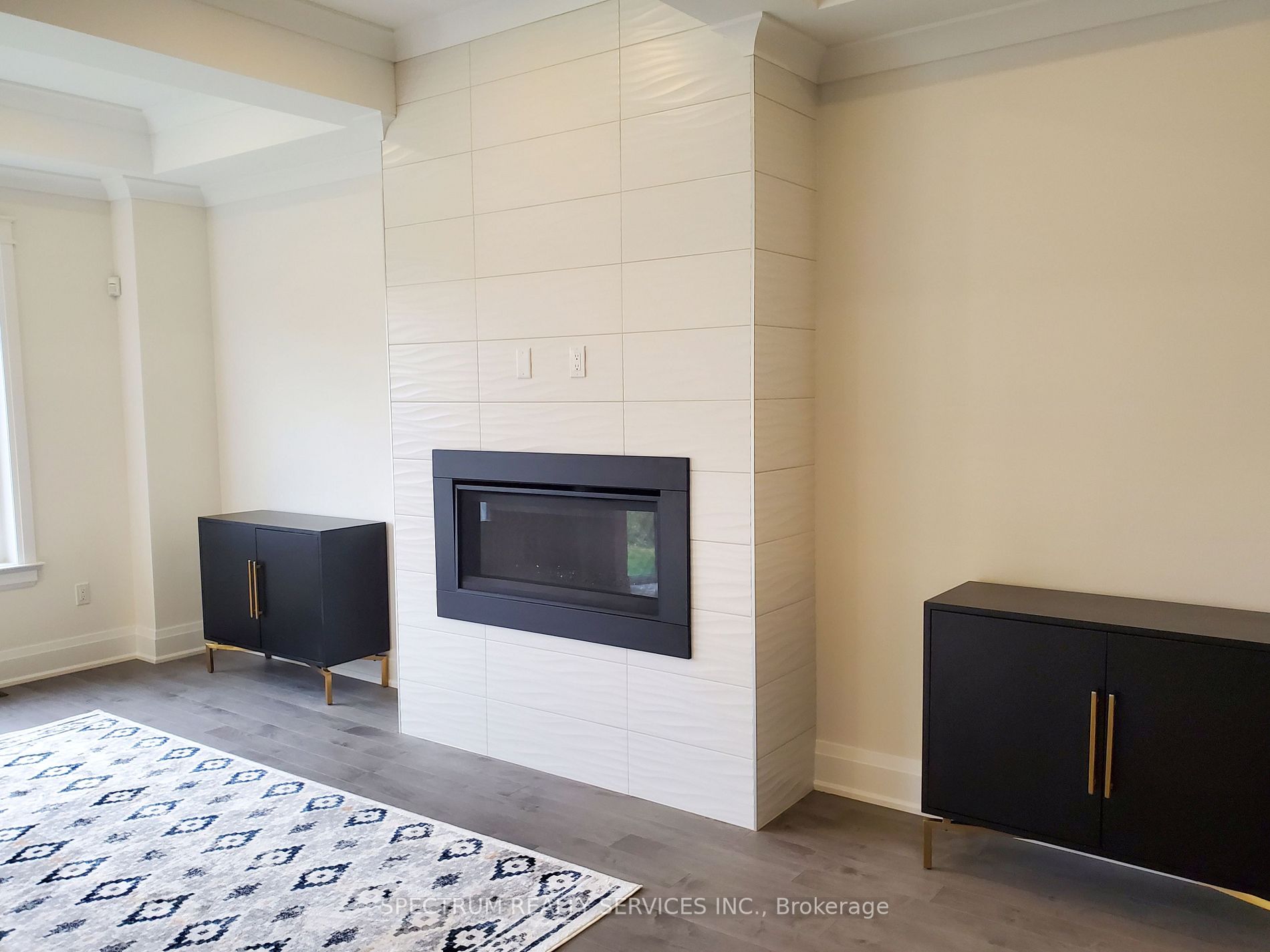 35 Macklin St